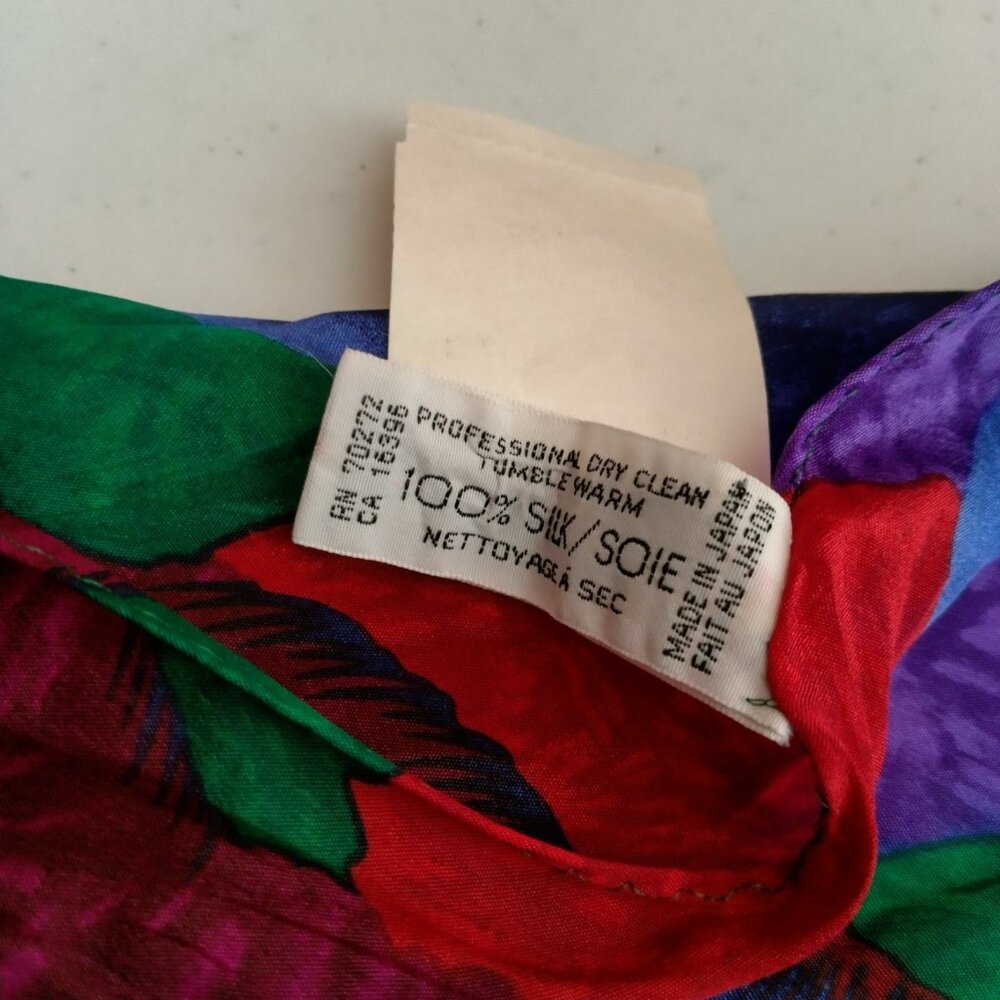 Vintage 1990s Liz Claiborne Silk Scarf Bold Colorful Flowers Rectangle 10x52" - Picture 6 of 13